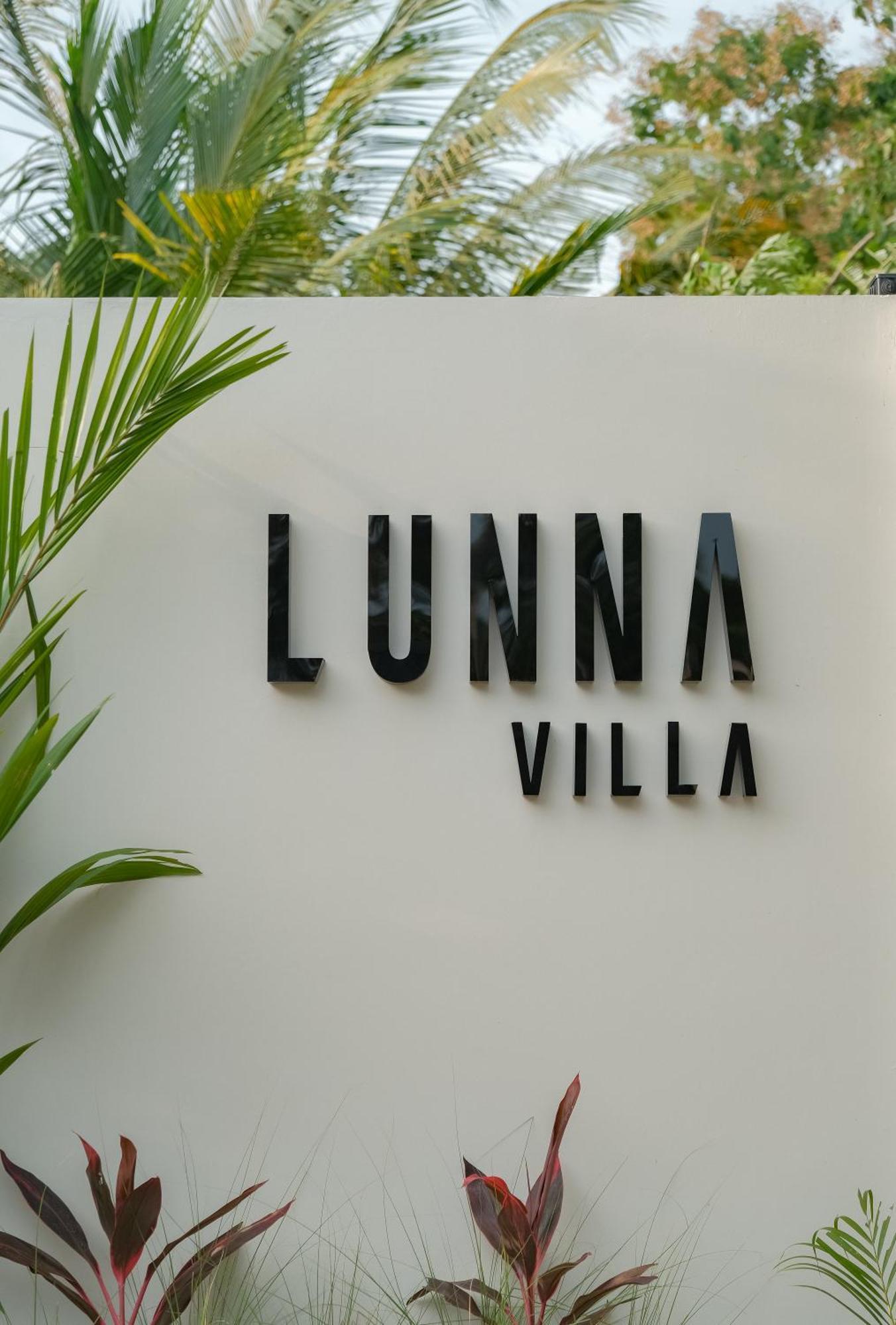 Lunna Villa Kuta  Экстерьер фото